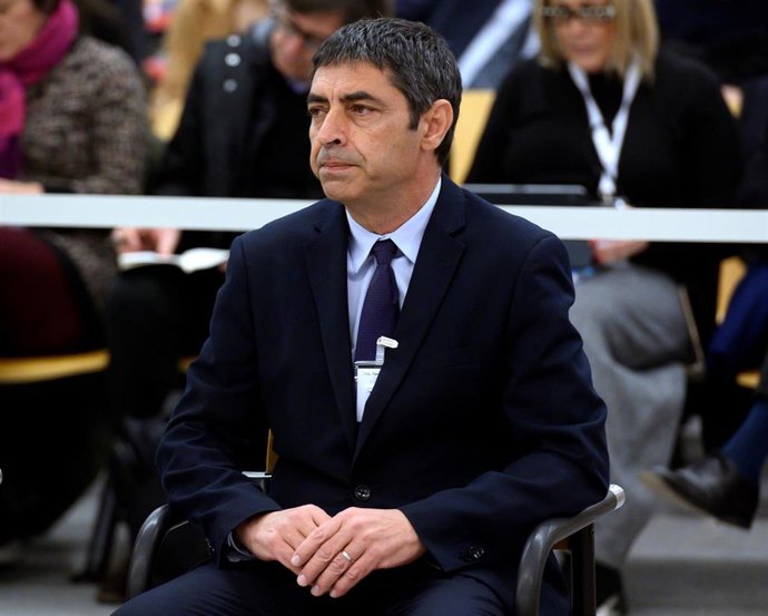 El exmayor de los Mossos dEsquadra, Josep Lluís Trapero, durante la primera jornada del juicio en el que se le acusa de rebelión, por los hechos ocurridos durante el 1-O, en la Audiencia Nacional, Madrid /España, a 20 de enero de 2020.