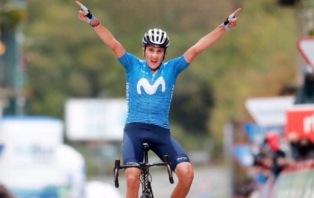 Marc Soler celebra su victoria en la segunda etapa de la Vuelta a España 2020