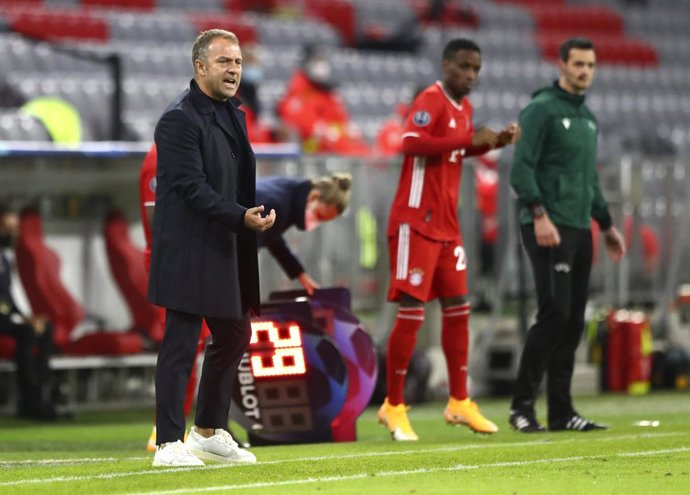Fútbol/Champions.- Flick: "Müller hace de entrenador en el campo"