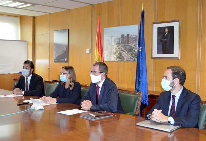 Economía.-España y República Dominicana firman acuerdos para el fomento y promoc