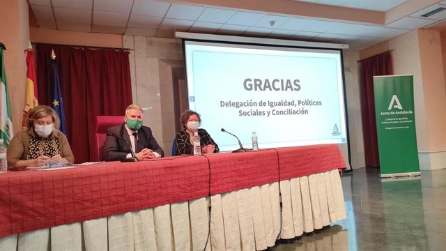 Sutil (c) en el Consejo Provincial de Discapacidad.