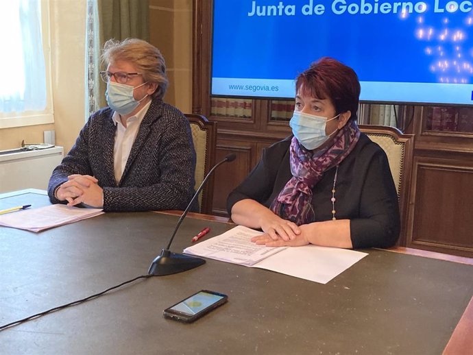 Rueda de prensa tras la Junta de Gobierno en el Ayuntamiento de Segovia.