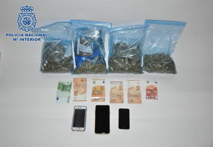 Detenidos dos hombres en La Laguna (Tenerife) por un delito contra la salud pública