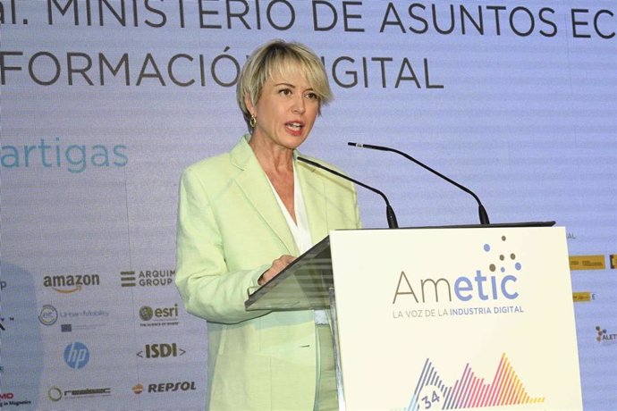 La secretaria de Estado de Digitalización e Inteligencia Artificial (IA), Carme Artigas, durante su participación en el 34 Encuentro de la Economía Digital y las Telecomunicaciones organizado por Ametic