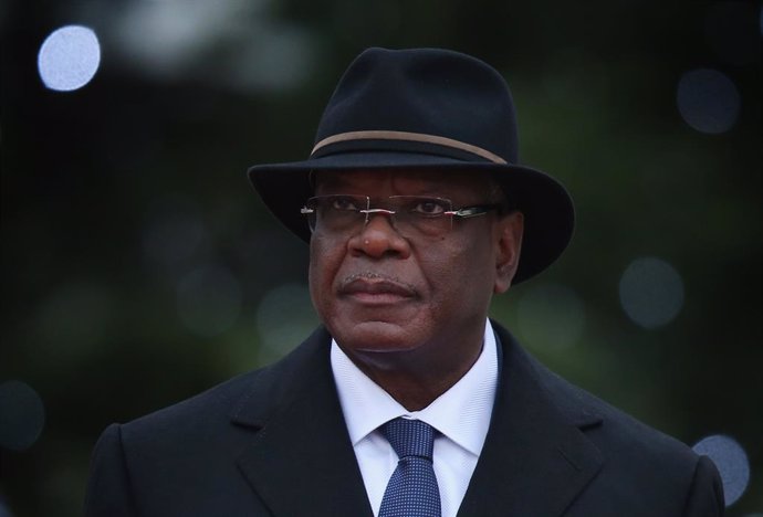Malí.- El expresidente Ibrahim Boubacar Keita regresa a Malí tras cerca de mes y
