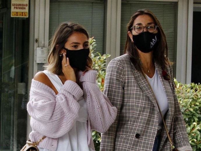 ANNA FERRER Y PAZ PADILLA