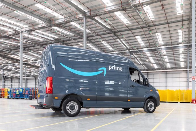 Economía.- Amazon invertirá 84 millones en dos centros de distribución en México