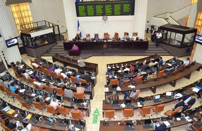 Nicaragua.- El Gobierno presenta una reforma constitucional para instaurar la ca