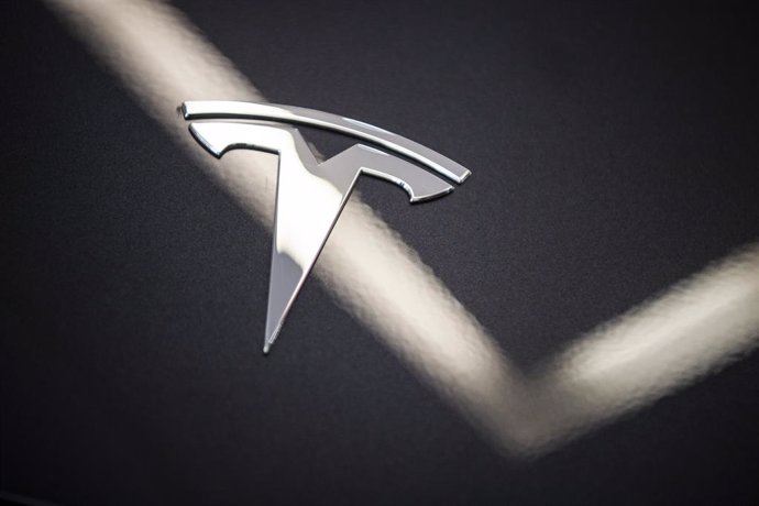 Logo de Tesla.