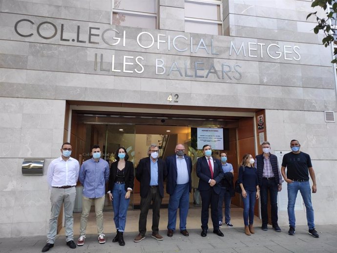 Representantes de entidades médicas de Baleares a las puertas del Comib