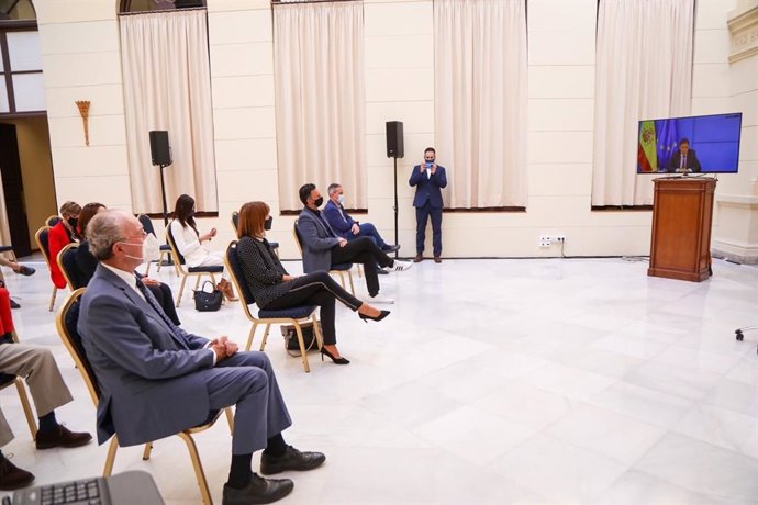 Planas aboga por un compromiso común para la pesca sostenible en el Mediterráneo