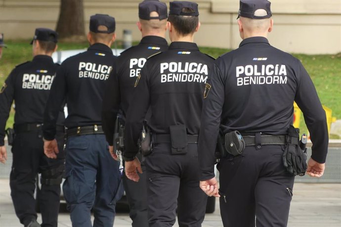 Agentes de la Policía Local de Benidorm en una imagen de archivo