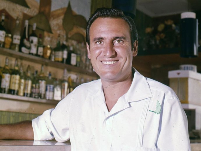 Manolo Escobar en foto de archivo