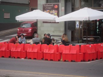 Una de las nuevas terrazas habilitadas en La Lagun