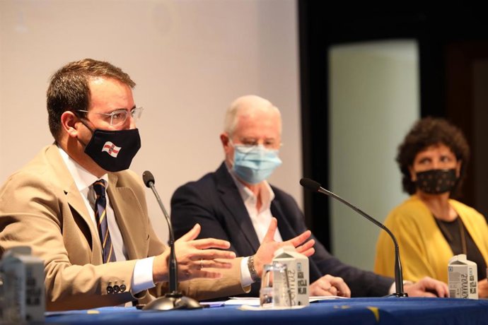 La jornada Repoblando corazones. Lucha contra la despoblación y educación, una visión de arte local en Lucainena de las Torres.