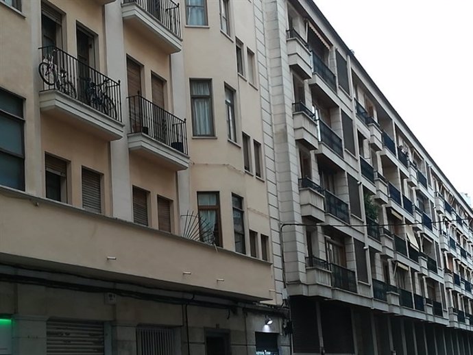 El precio de vivienda de segunda mano cae un 0,01% en Cáceres en el primer trimestre y sube un 1,18% en Badajoz