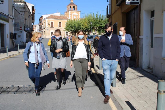 Pp Clm (Cortes De Voz Y Fotografías) Declaraciones De Carolina Agudo En Villatobas (Toledo)