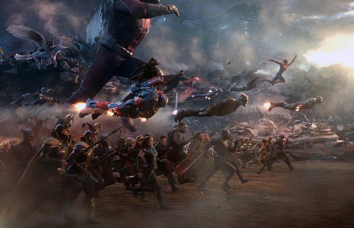 Imagen de la batalla final contra Thanos en Vengadores: Endgame