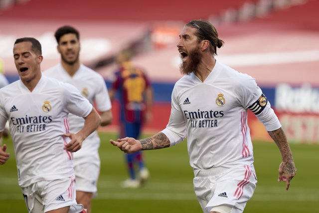 24 October 2020, Spain, Barcelona: Real Madrid's Sergio Ramos celebrates scoring his side's second goal during the Spanish Primera Division soccer match between FC Barcelona and Real Madrid CF at Camp Nou. Photo: David Ramirez/DAX via ZUMA Wire/dpa