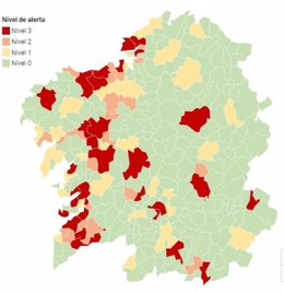 Mapa de alertas de Sanidade sobre la incidencia del covid por municipo a 25 de octubre de 2020