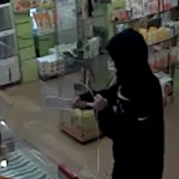 El ladrón atracaba en establecimientos utilizando un cuchillo de carnicero.