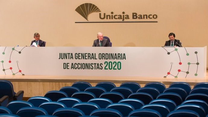 Imagen de archivo de la Junta General de Accionistas de Unicaja Banco, celebrada el 29 de abril de forma telemática. 