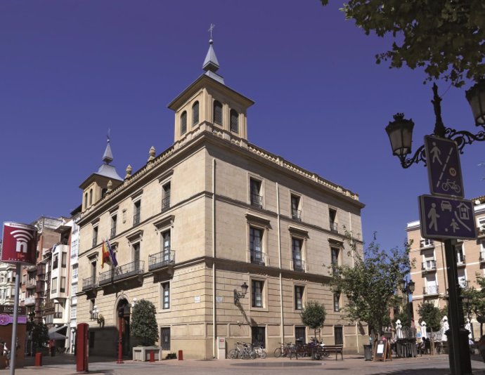 Palacio de los Chapiteles en Logroño, sede del IER y de la Consejería de Igualdad