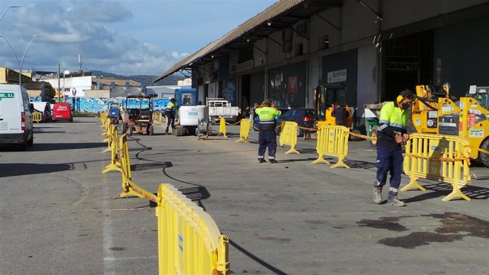 Obras en la zona donde se habilitará el aparcamiento para trabajadores del Polígono de Son Castelló.
