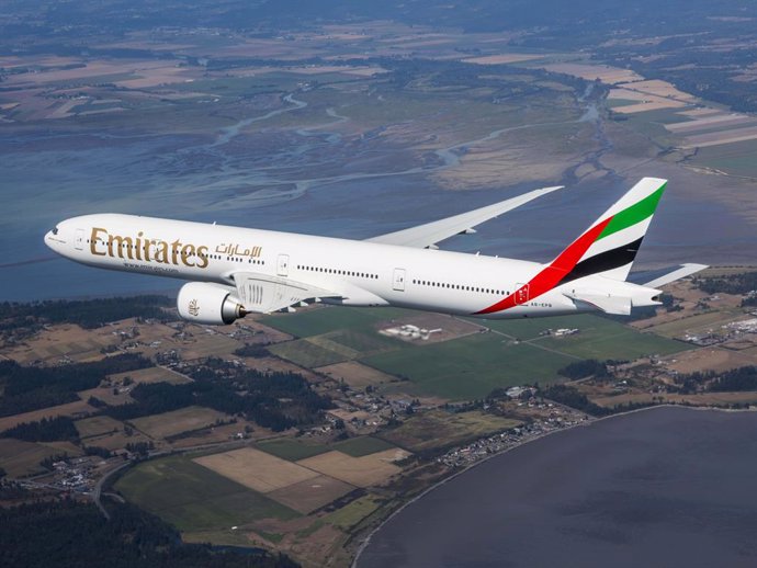 Imagen de avión de Emirates