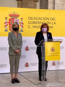 La consellera de Justicia, Gabriela Bravo, y la delegada del Gobierno en la Comunitat Valenciana, Gloria Calero.