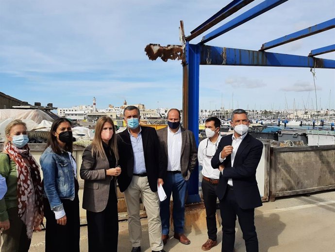 Cádiz.-Puertos.- La Junta invierte 212.000 euros en la mejora del Puerto de Rota