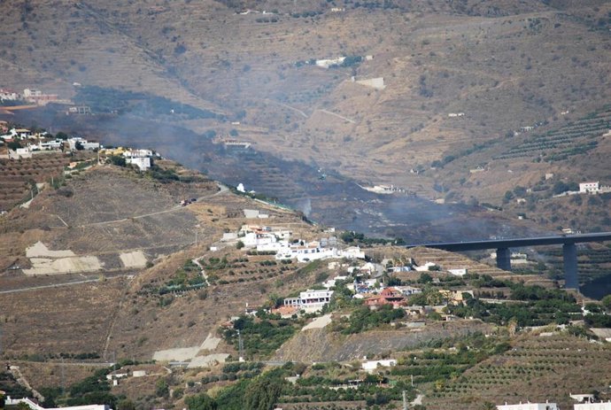 Incendio en la Loma del Gato, en Almuñécar