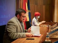 Navarra fija el toque de queda de 23 a 6 horas y restringe las reuniones en espacios privados a la unidad convivencial
