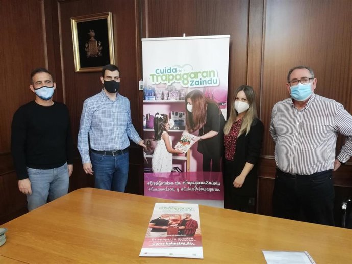 Presentación de la campaña de apoyo al comercio, hostelería y servicios locales de Trapagaran