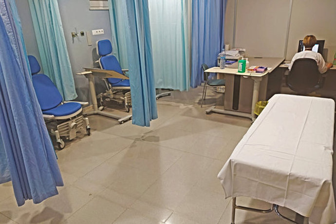 L'espai prealta que l'hospital de Figueres ha habilitat per alliberar llits, en una imatge d'aquest 26 d'octubre del 2020. (Horitzontal)