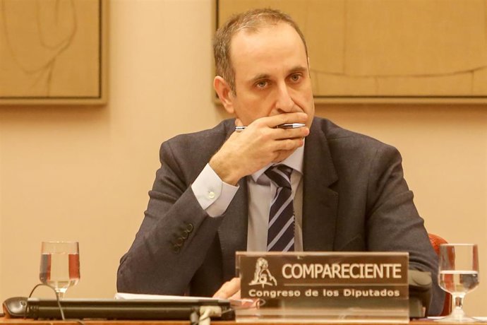 El presidente del Fondo de Reestructuración Ordenada Bancaria (FROB), Jaime Ponce, en una comparecencia en el Congreso