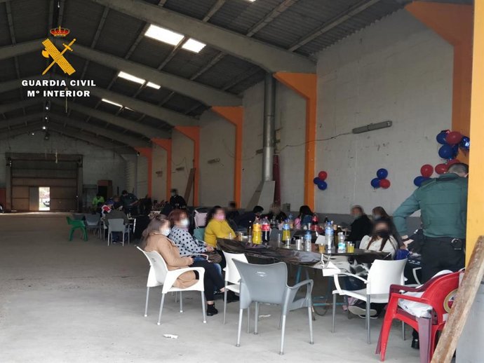 Fiesta ilegal disuelta por la Guardia Civil en La Rioja