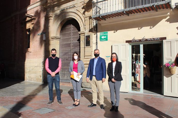 Noelia Losada y Javier Pareja informan de una moción sobre cultura