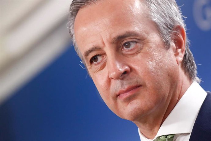 El diputado de Vox Pablo Sáez, en una rueda de prensa en el Congreso