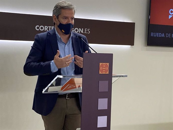 El portavoz del grupo parlamentario de Cs en las Cortes de Aragón, Daniel Pérez Calvo