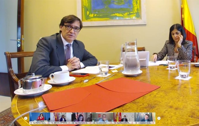 El ministro de Sanidad, Salvador Illa, y la ministra de Política Territorial, Carolina Darias, se reúne con la FEMP.