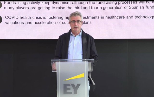 El presidente de Ascri, Aquilino Peña, interviene en la conferencia anual para gestoras de capital privado y sus inversores organizada por EY, este martes.