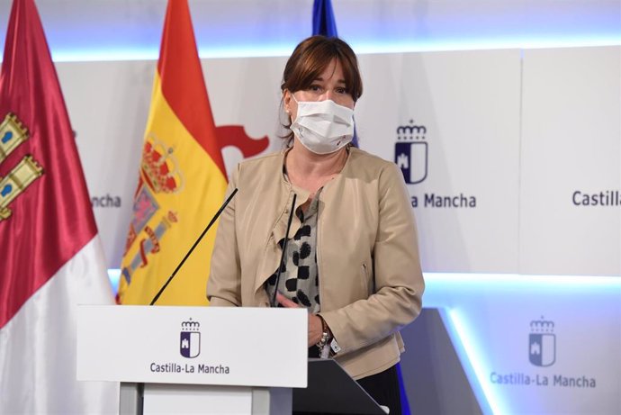 La portavoz del Ejecutivo regional, Blanca Fernández, en rueda de prensa.