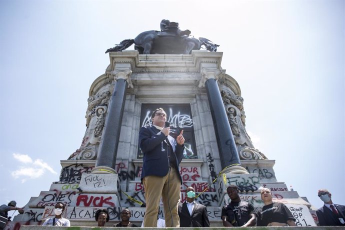 EEUU.- La Justicia apoya la retirada de una estatua confederada en Virginia pero