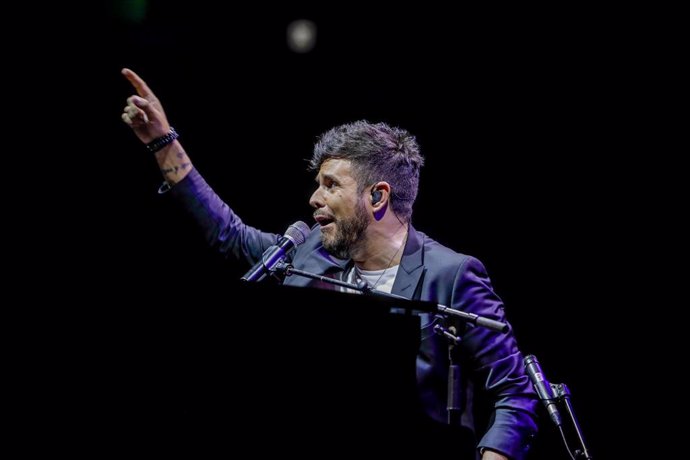 El cantante y compositor Pablo López durante un concierto en el Wizink Centro de