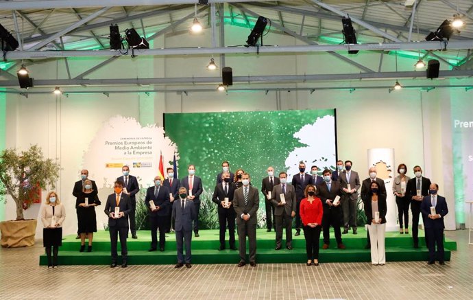 El Rey Felipe VI entrega a 25 empresas los Premios Europeos de Medio Ambiente a 