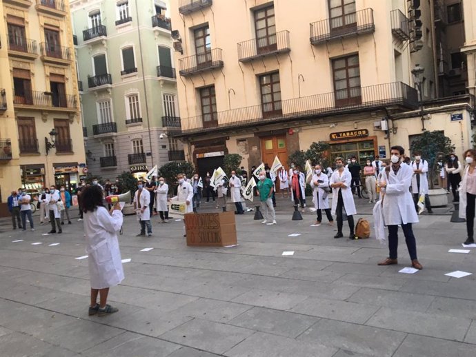Concentración de MIR frente al Palau de la Generalitat