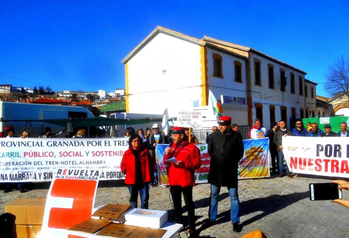 Acto reivindicativo por la reapertura de la línea férrea Guadix-Baza-Almanzora-Lorca