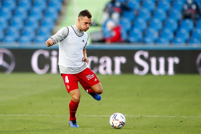 Unai Garcia of Osasuna warms up during the spanish league, La Liga, football match played between Getafe CF and CA Osasuna at Coliseum Alfonso Perez stadium on september 19, 2020 in Getafe, Madrid, Spain.