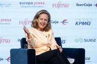 Calviño destaca que los datos del PIB son una buena base para la reactivación, pero sigue la incertidumbre